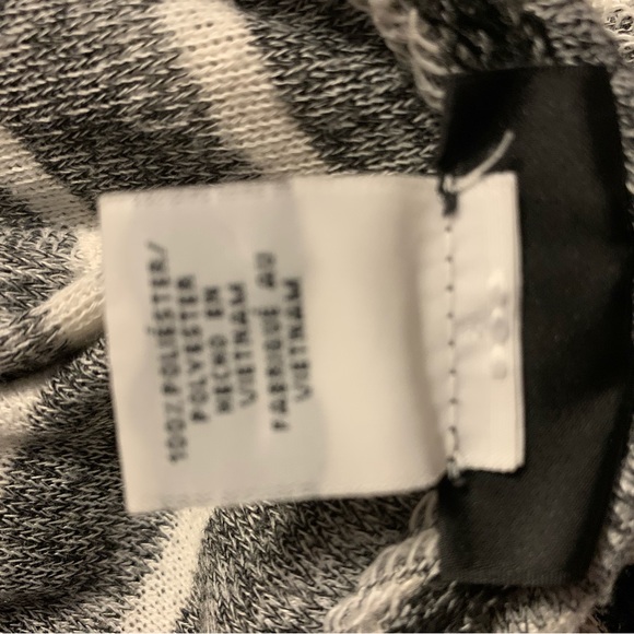 Lark Lane 3x hooded top - Picture 8 of 8